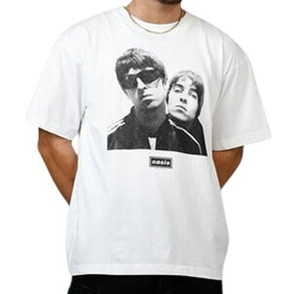 OASIS Definitely Maybe Photo Tee Size XL New without Tag - Picture 1 of 9